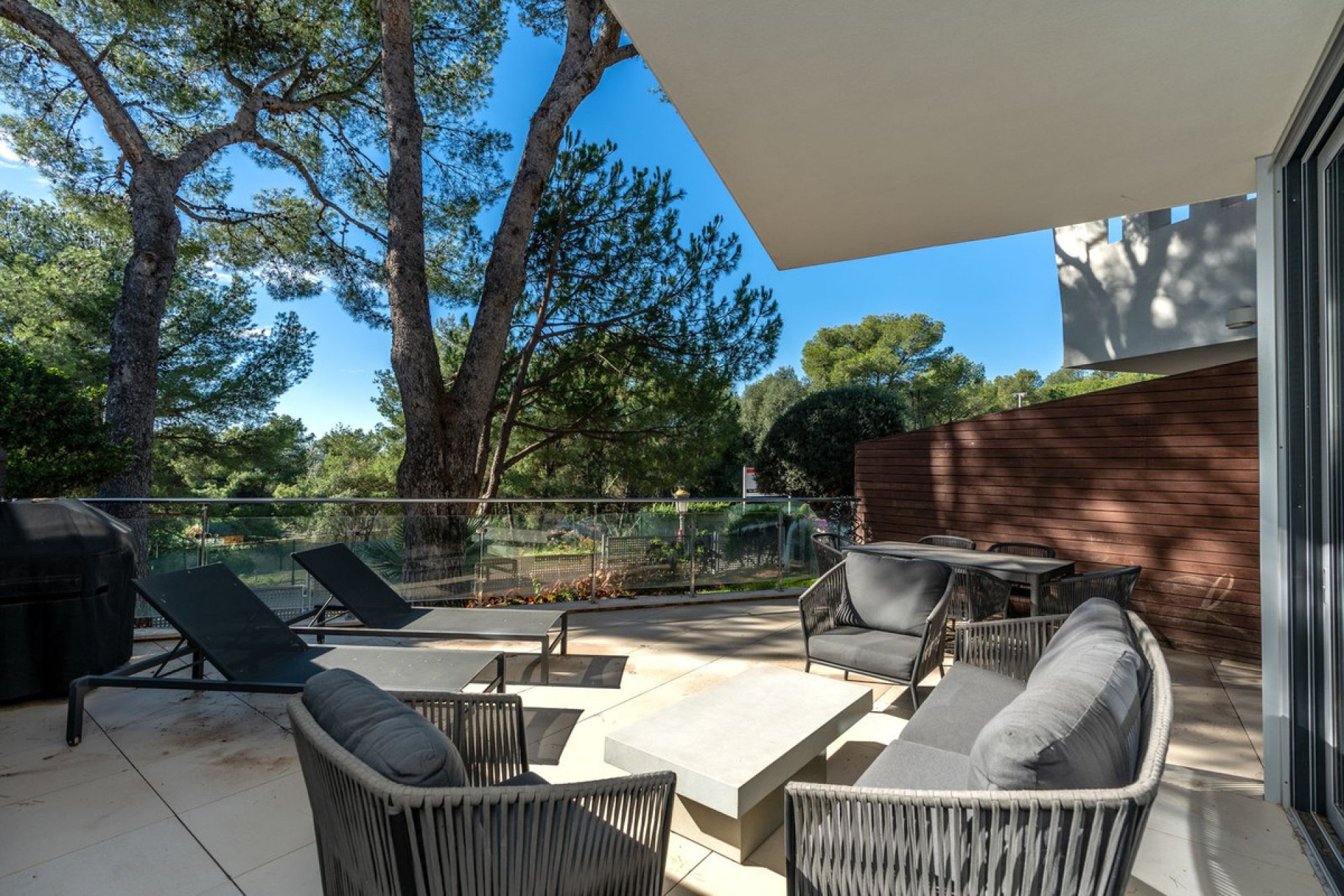 Resale - House - Sierra Blanca