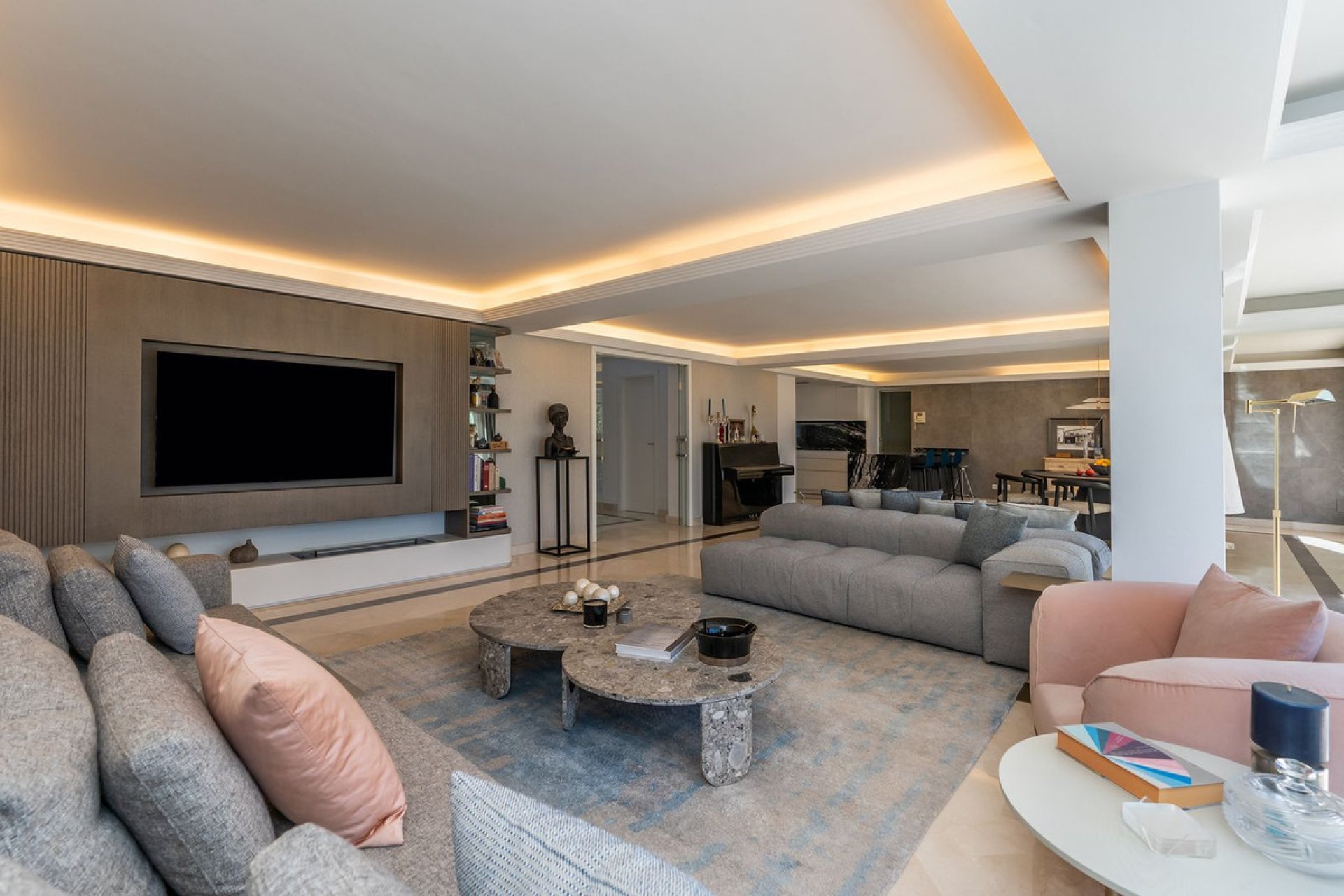 Resale - House - The Golden Mile