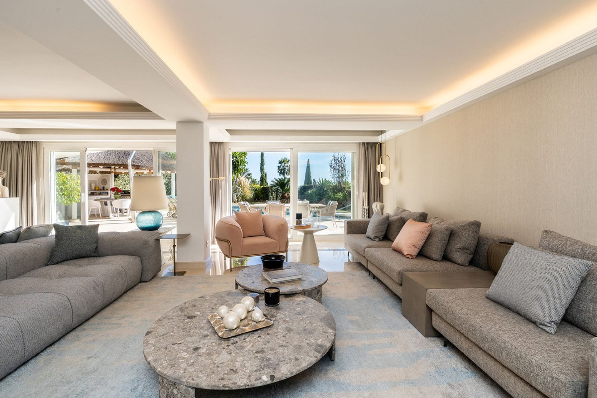 Resale - House - The Golden Mile