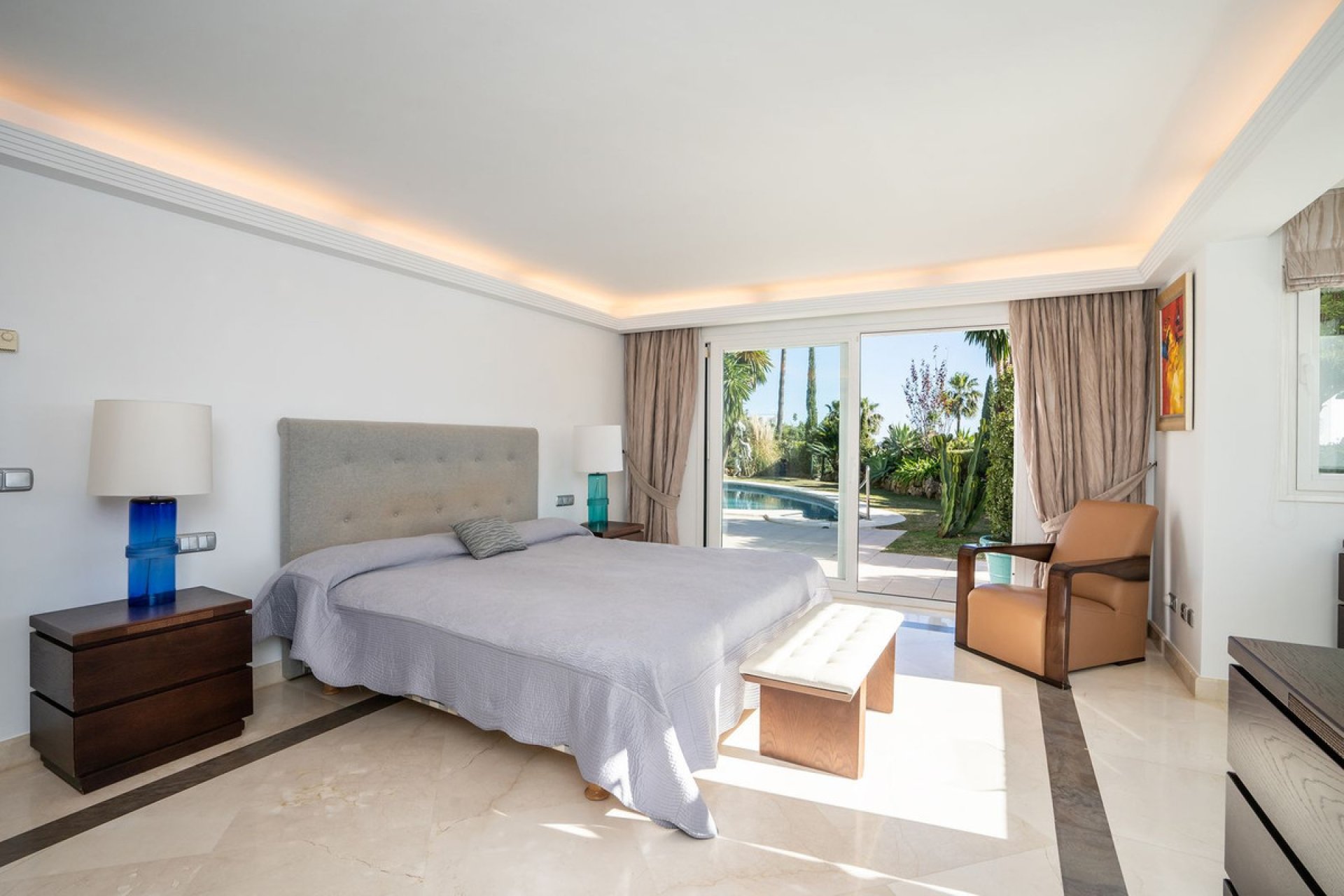 Resale - House - The Golden Mile