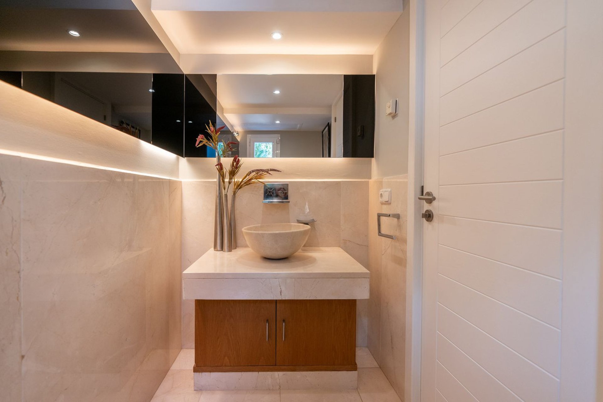 Resale - House - The Golden Mile