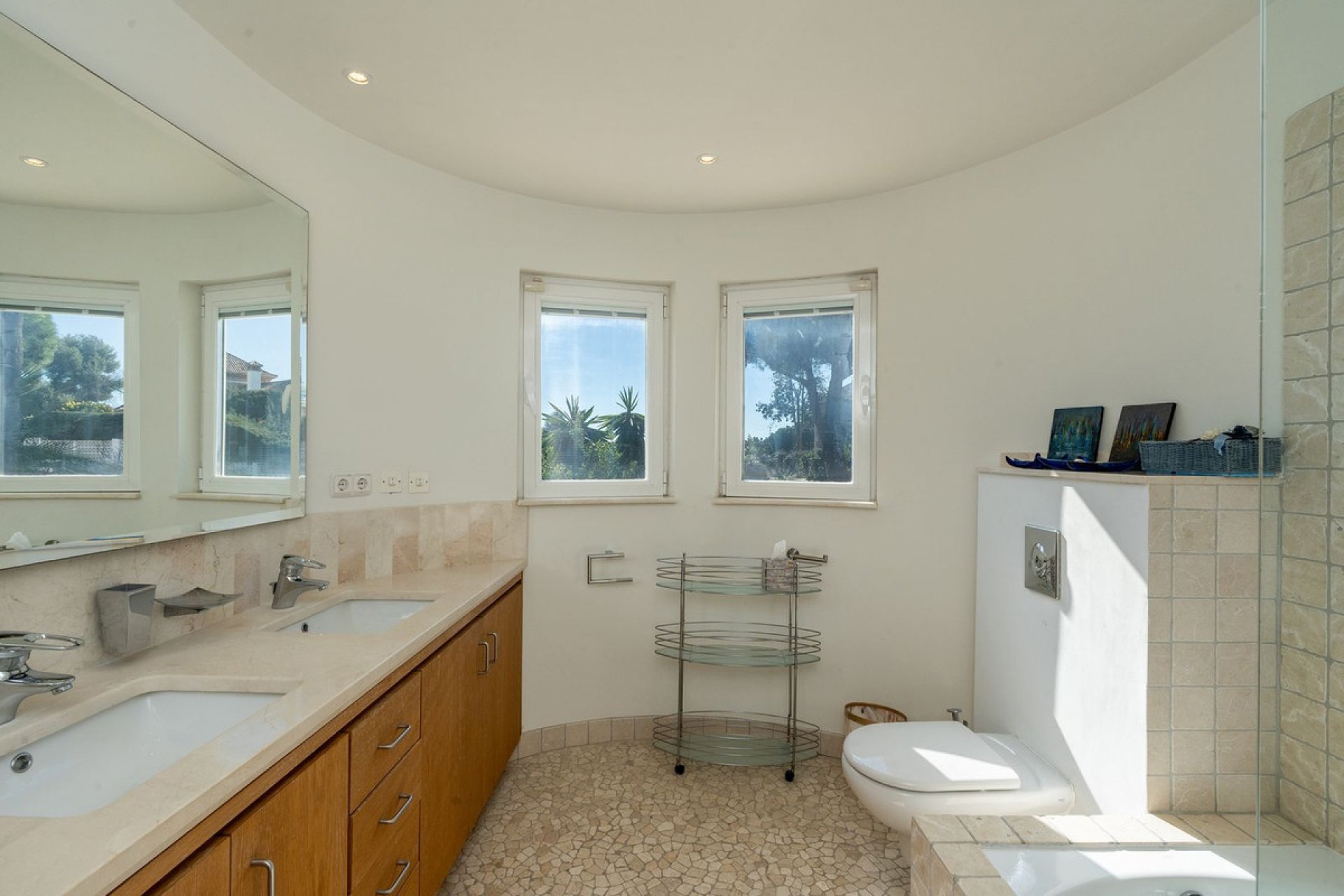 Resale - House - The Golden Mile