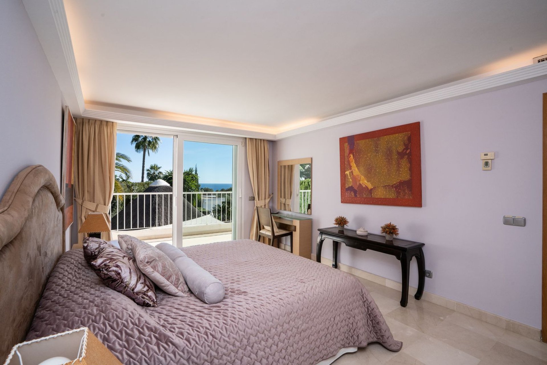 Resale - House - The Golden Mile