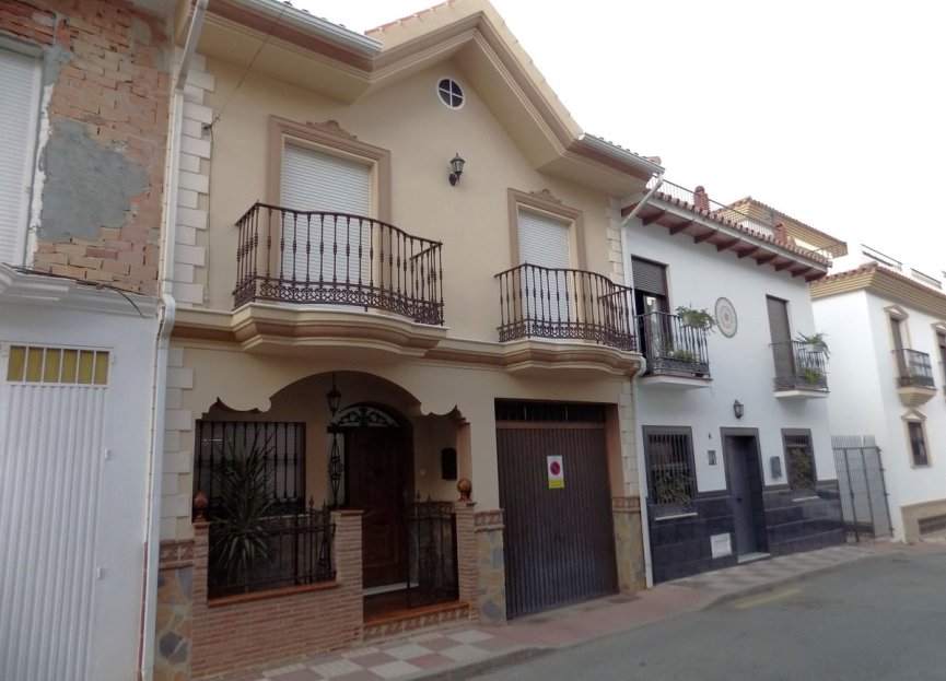 Resale - House - Townhouse - Alhaurín el Grande - Alhaurín el Grande Centro