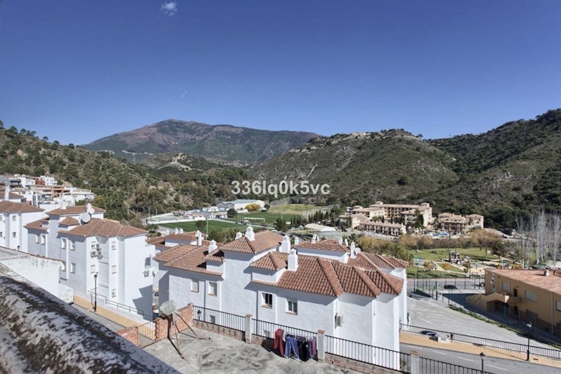 Resale - House - Townhouse - Benahavís - Benahavís Centro
