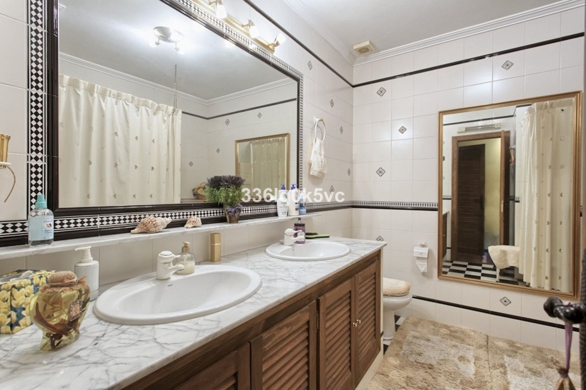 Resale - House - Townhouse - Benahavís - Benahavís Centro