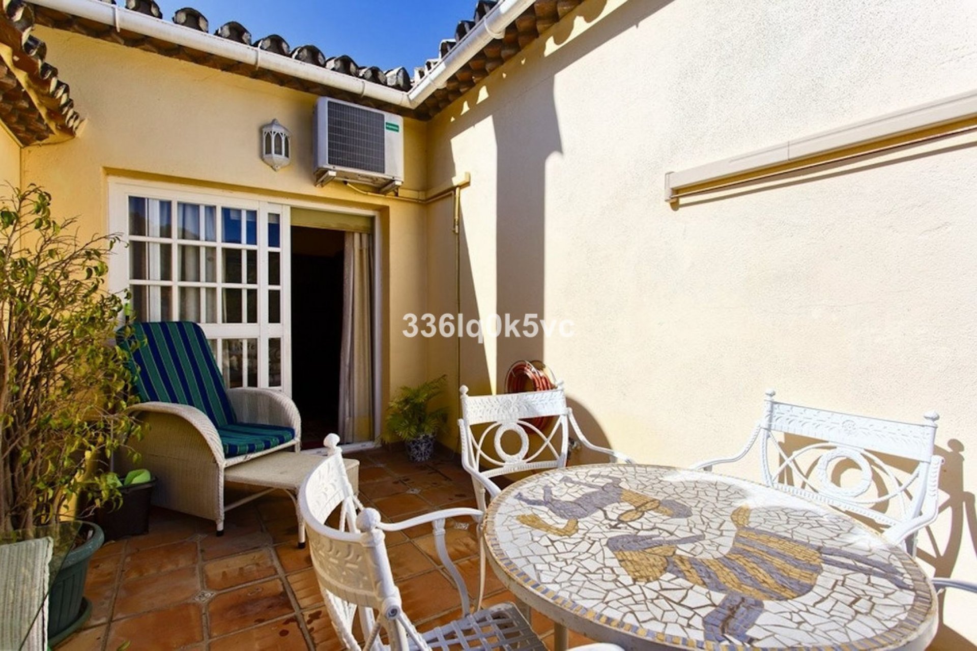 Resale - House - Townhouse - Benahavís - Benahavís Centro