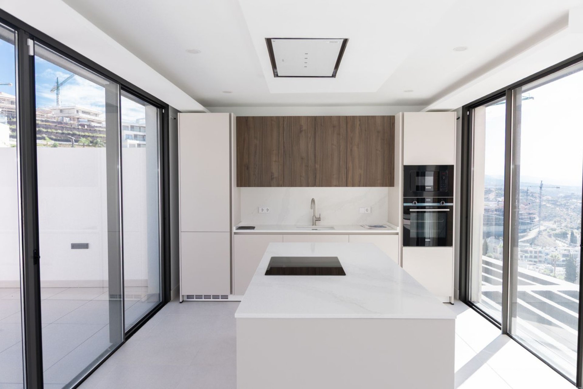 Resale - House - Townhouse - Benahavís - Benahavís Centro