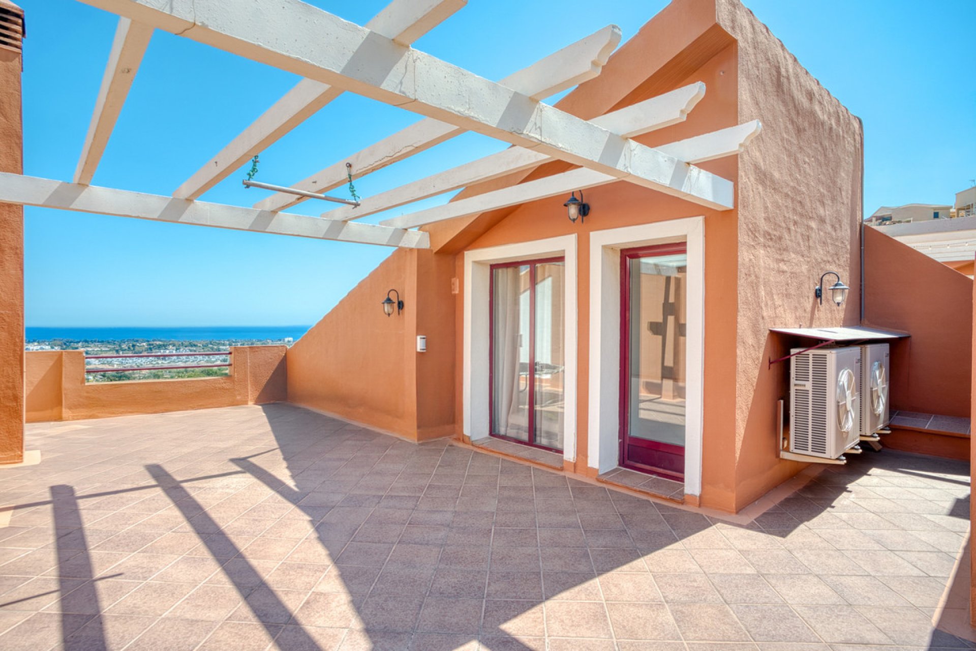 Resale - House - Townhouse - Benahavís - Benahavís Centro