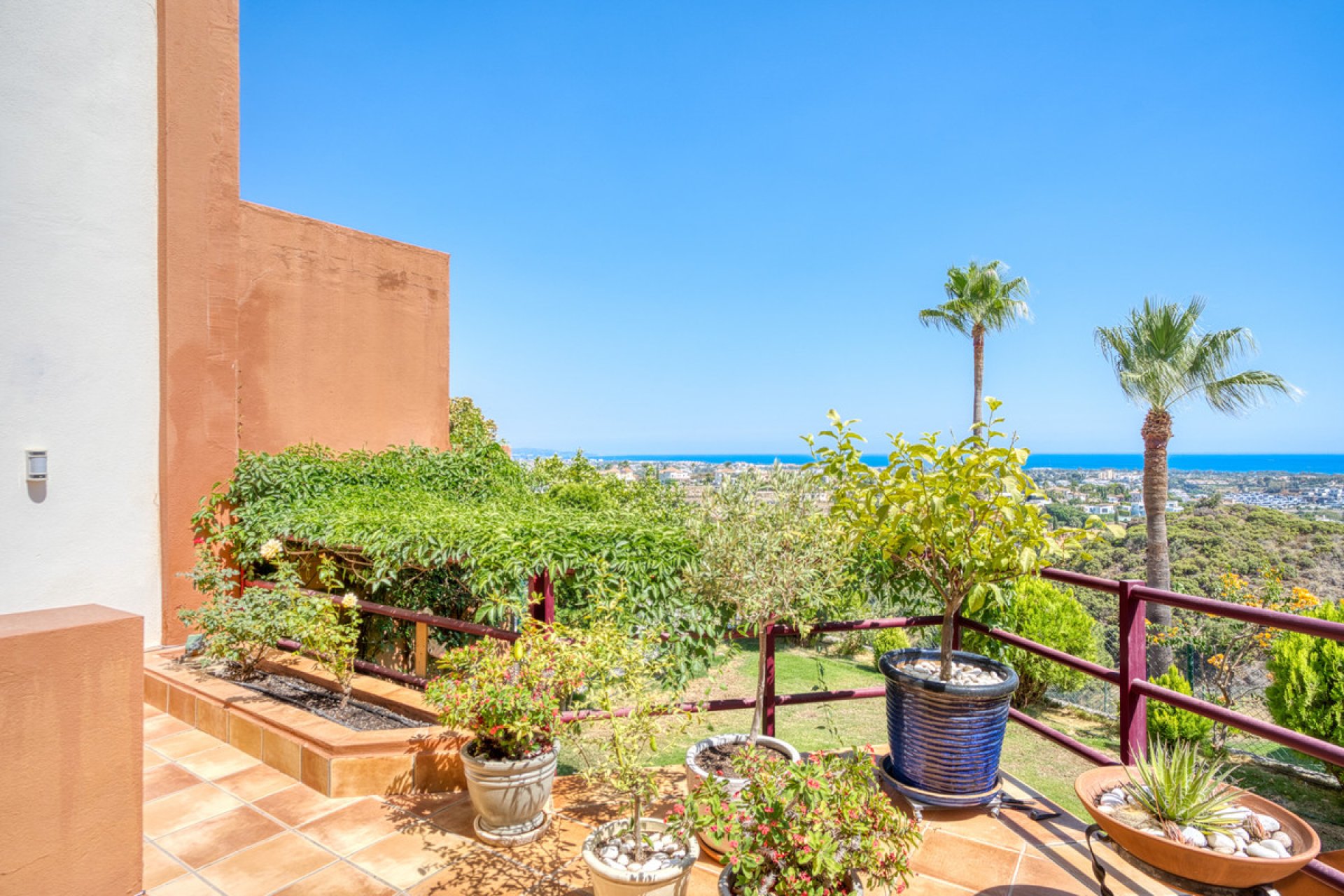 Resale - House - Townhouse - Benahavís - Benahavís Centro