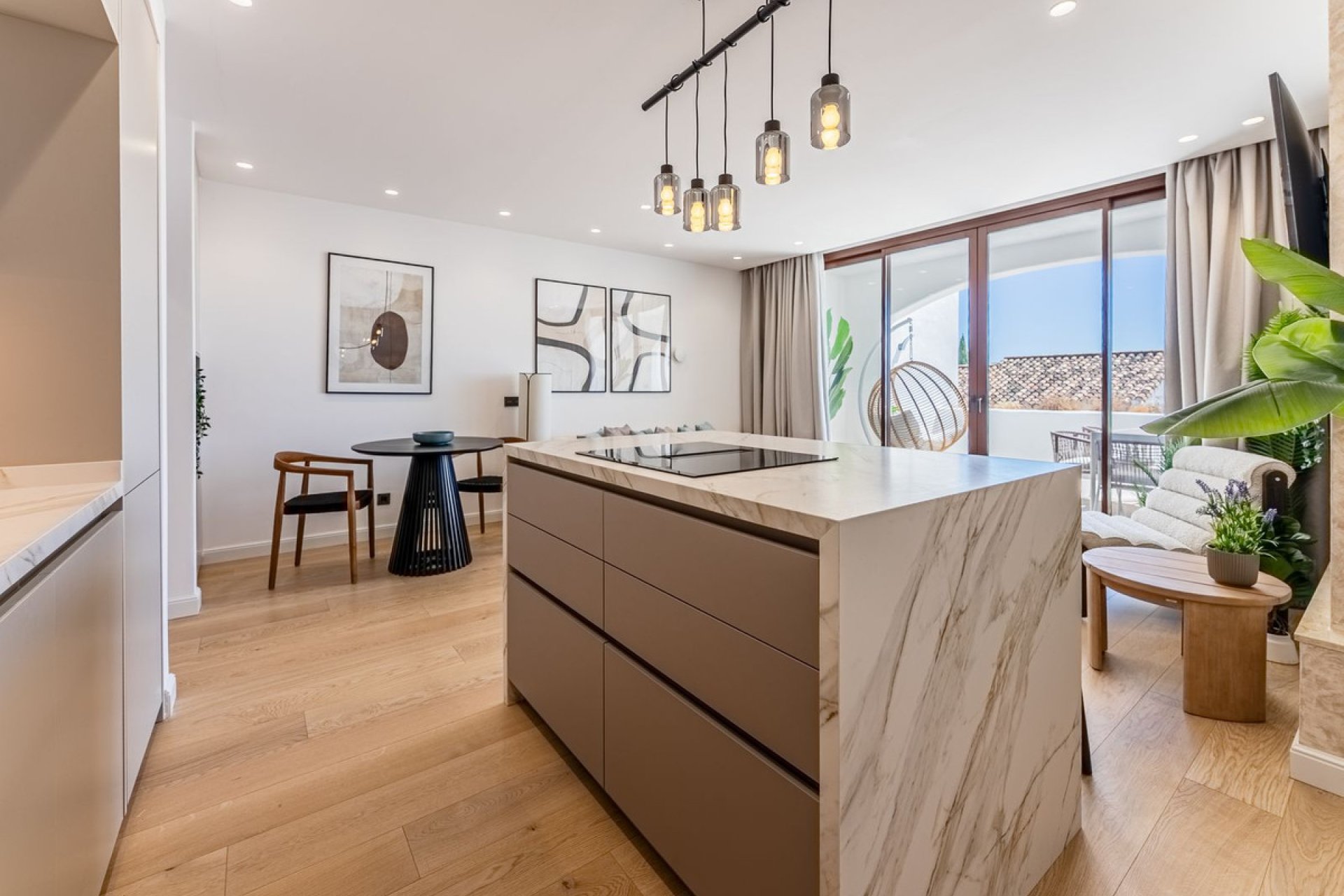 Resale - House - Townhouse - Benahavís - Benahavís Centro