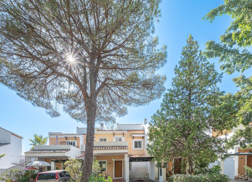 Resale - House - Townhouse - Benahavís - Benahavís Centro