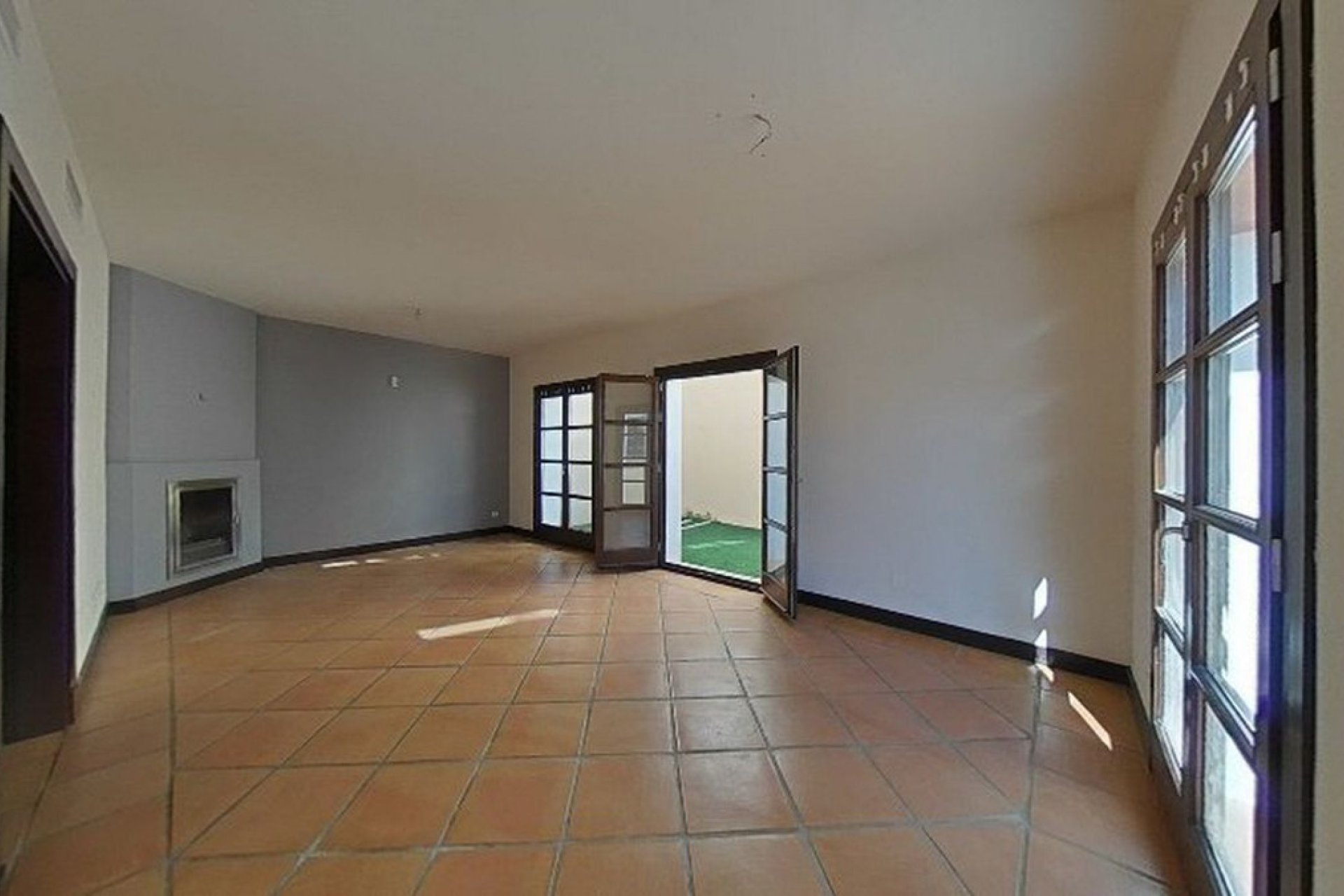 Resale - House - Townhouse - Benahavís - Benahavís Centro