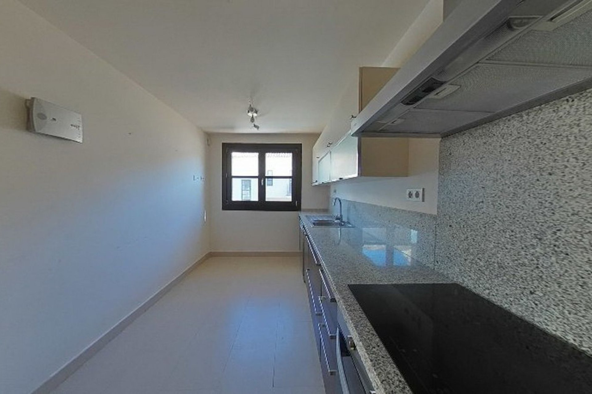 Resale - House - Townhouse - Benahavís - Benahavís Centro