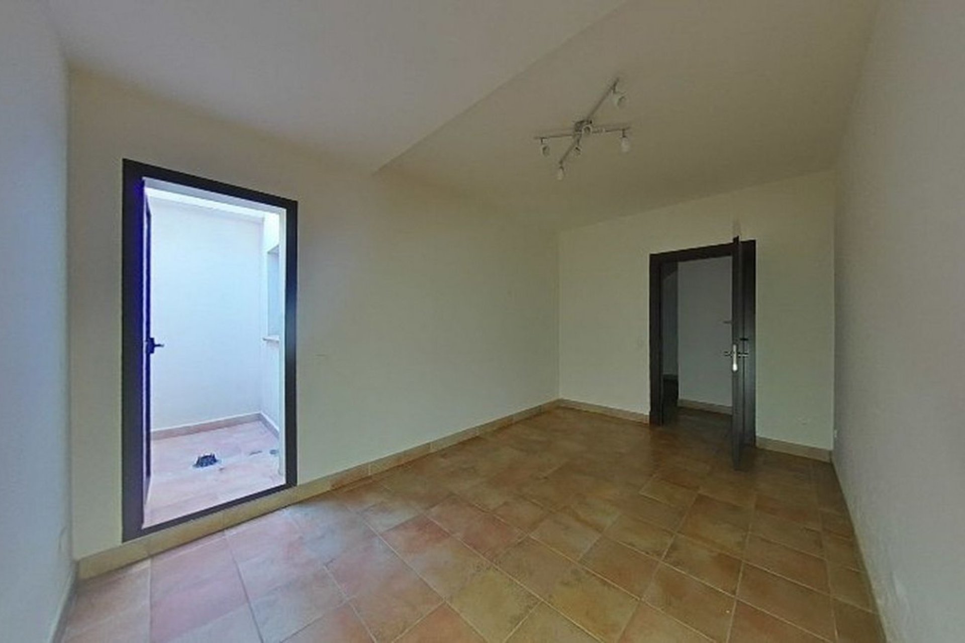 Resale - House - Townhouse - Benahavís - Benahavís Centro