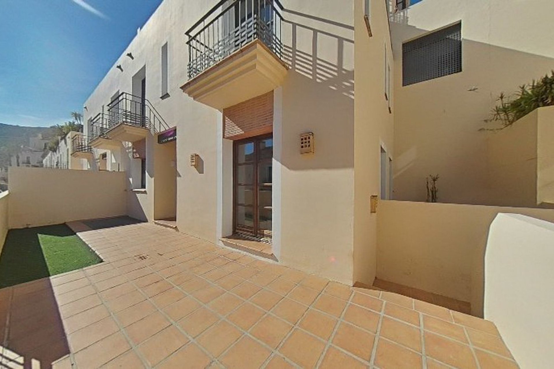 Resale - House - Townhouse - Benahavís - Benahavís Centro