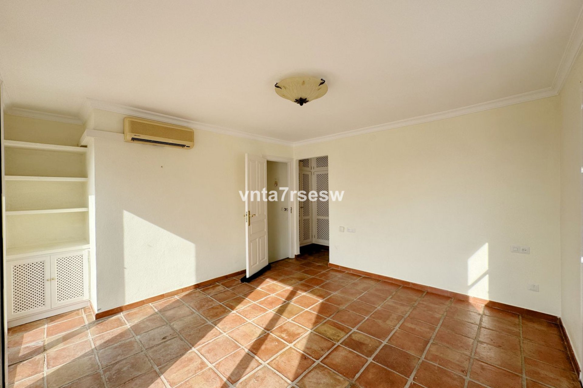 Resale - House - Townhouse - Benahavís - Benahavís Centro