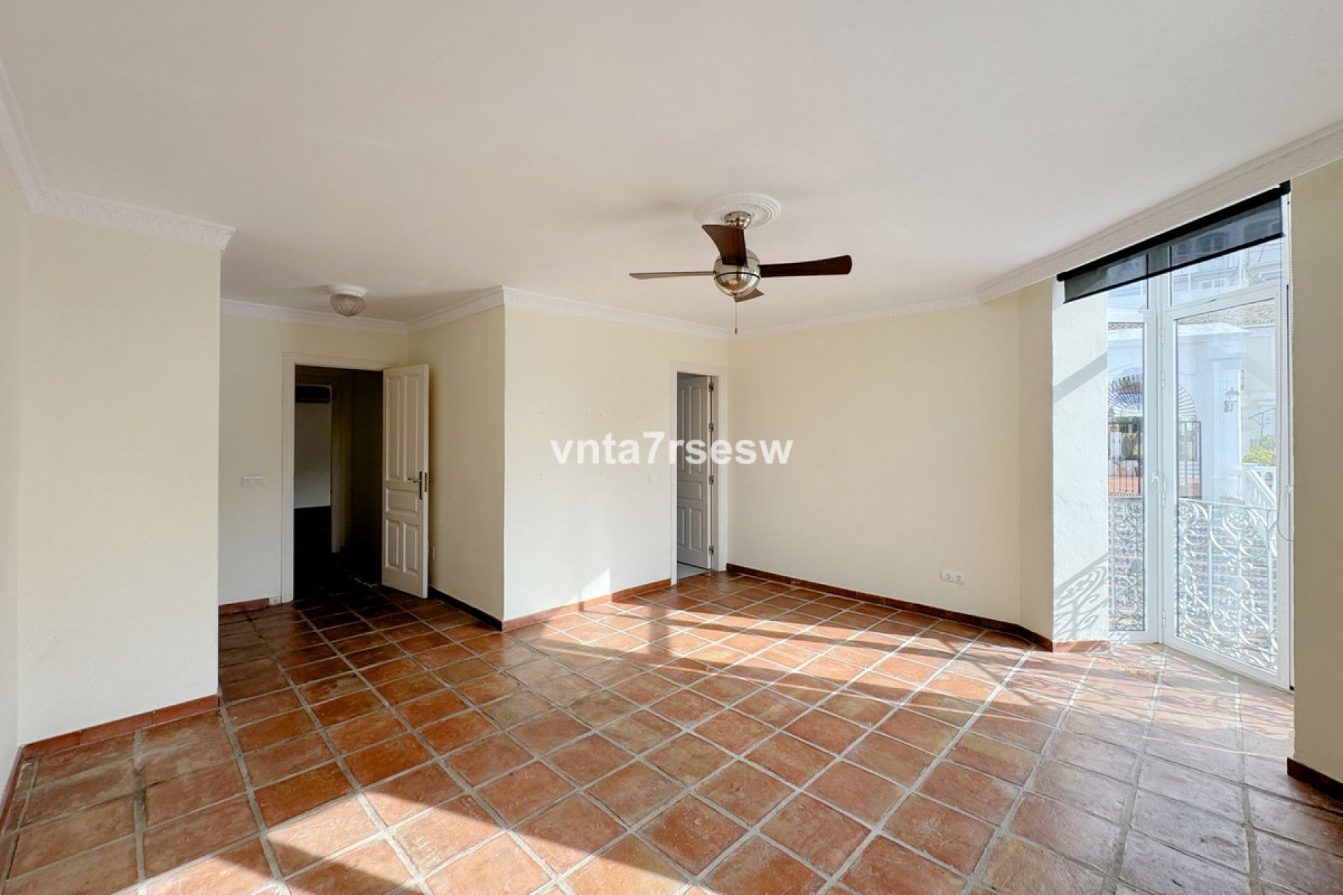 Resale - House - Townhouse - Benahavís - Benahavís Centro