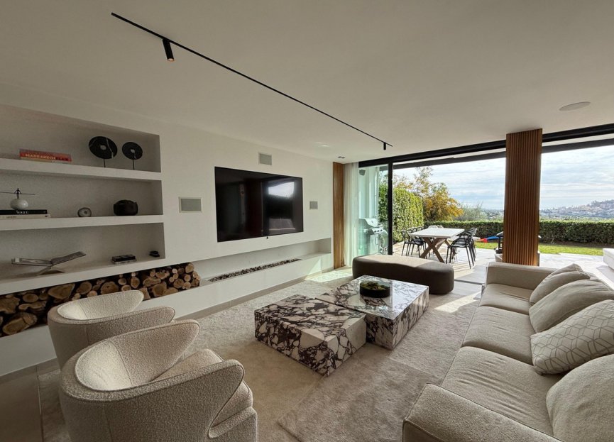 Resale - House - Townhouse - Benahavís - Benahavís Centro