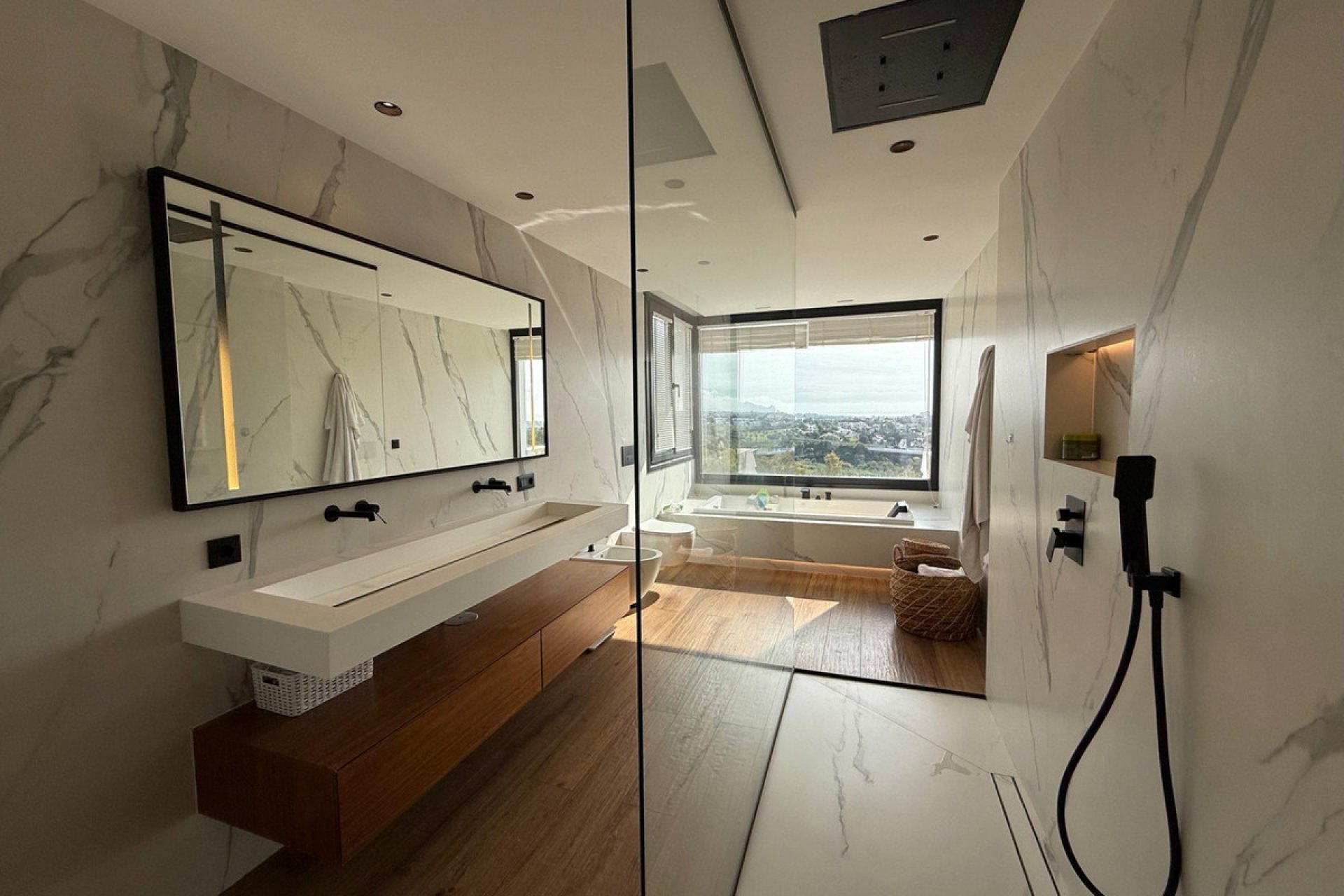 Resale - House - Townhouse - Benahavís - Benahavís Centro