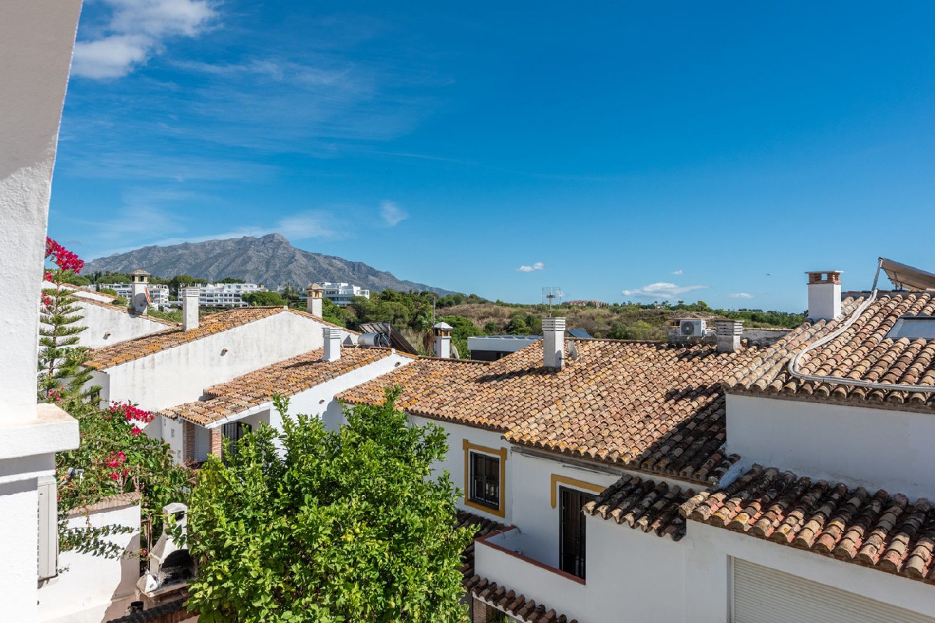 Resale - House - Townhouse - Benahavís - La Quinta