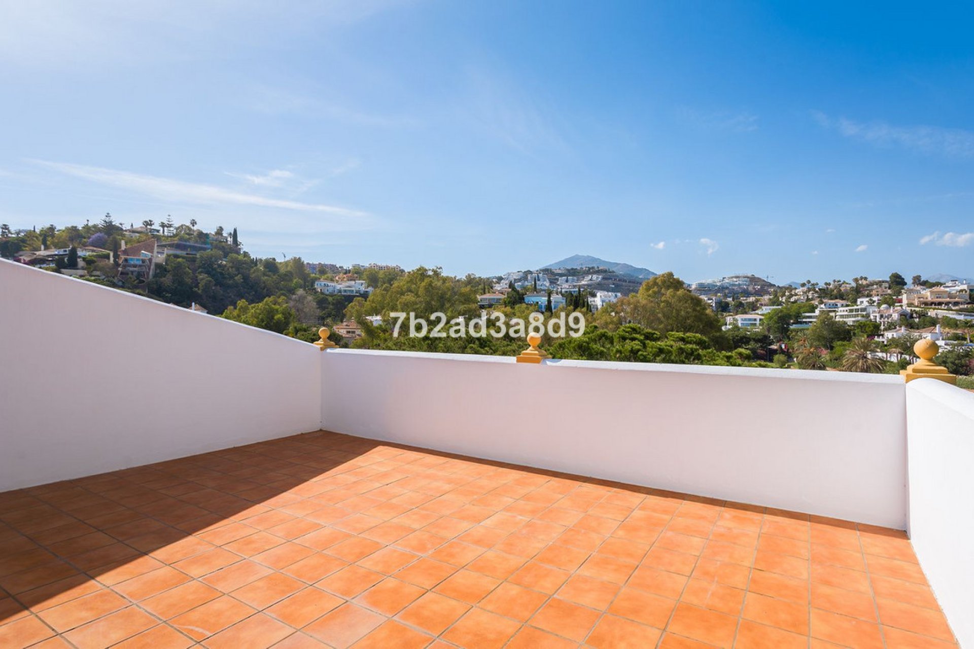 Resale - House - Townhouse - Benahavís - La Quinta