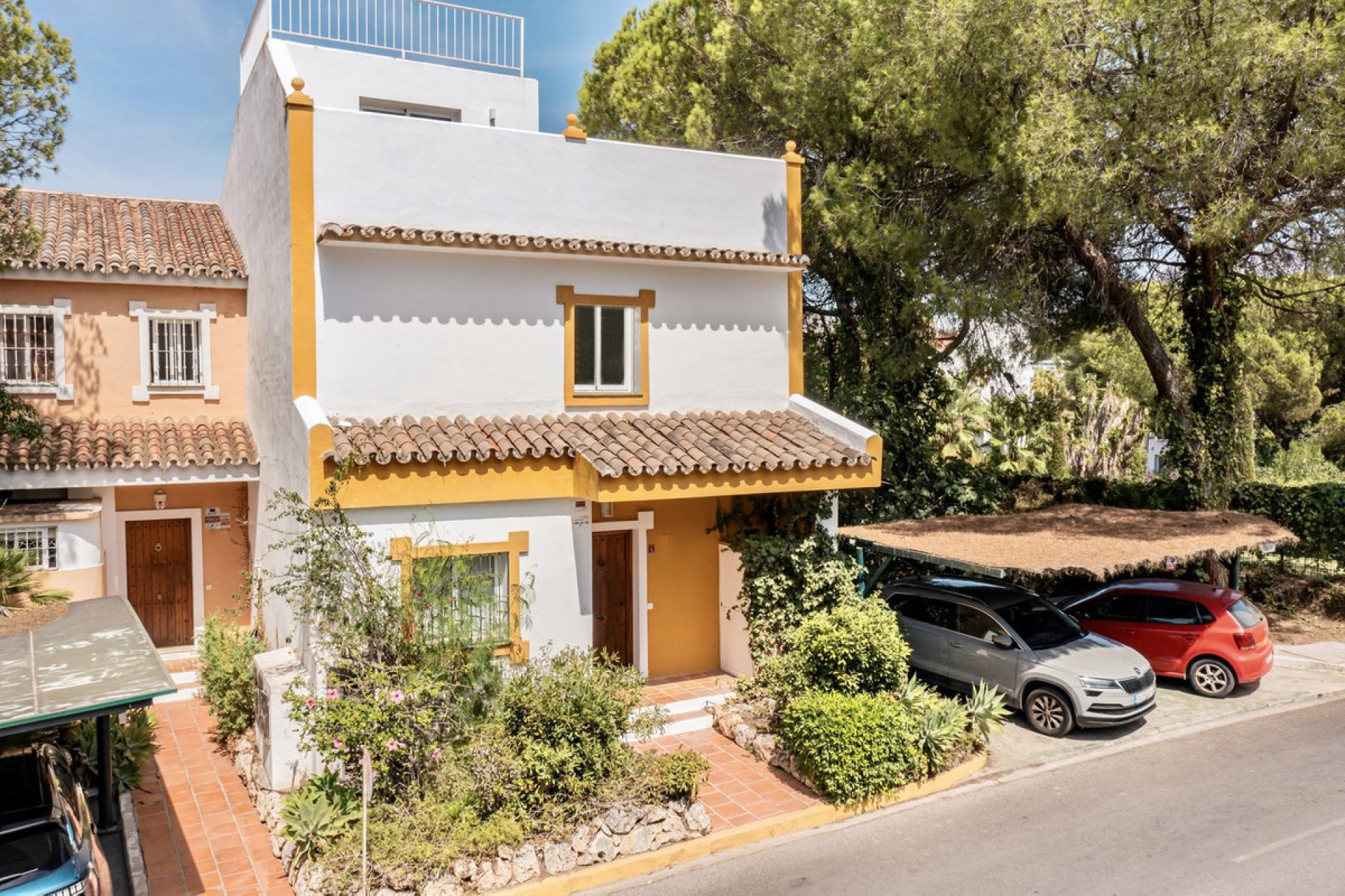 Resale - House - Townhouse - Benahavís - La Quinta