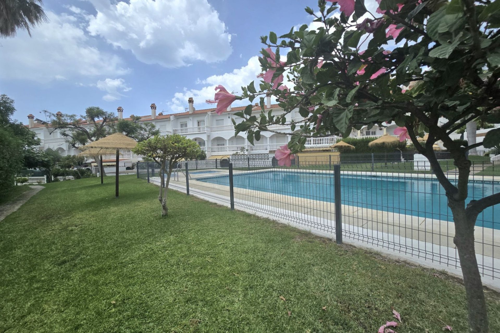 Resale - House - Townhouse - Benalmádena - Benalmadena Costa