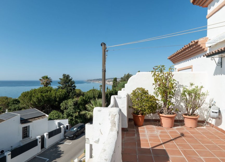 Resale - House - Townhouse - Casares - Casares Centro