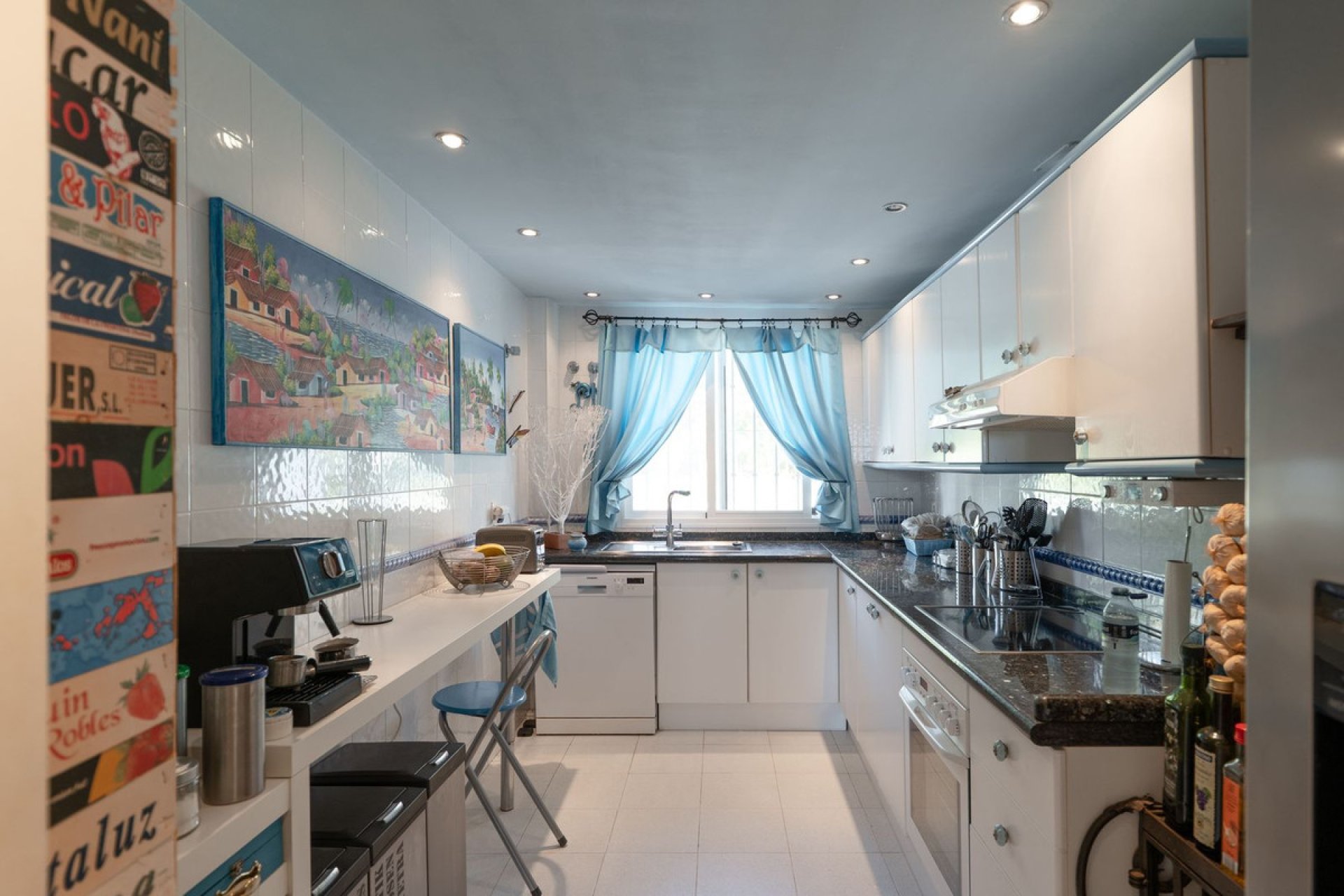 Resale - House - Townhouse - Casares - Casares Centro