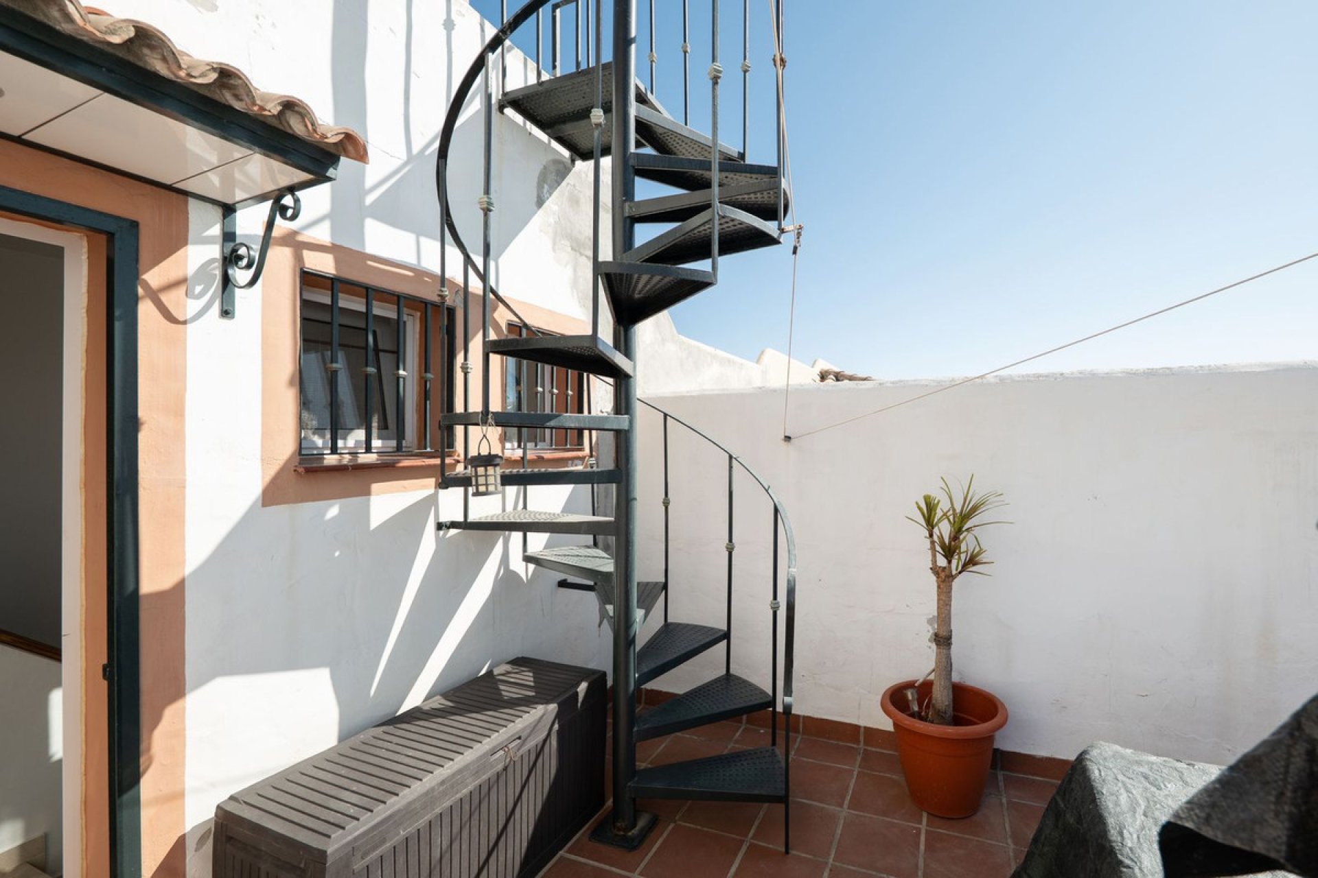 Resale - House - Townhouse - Casares - Casares Centro