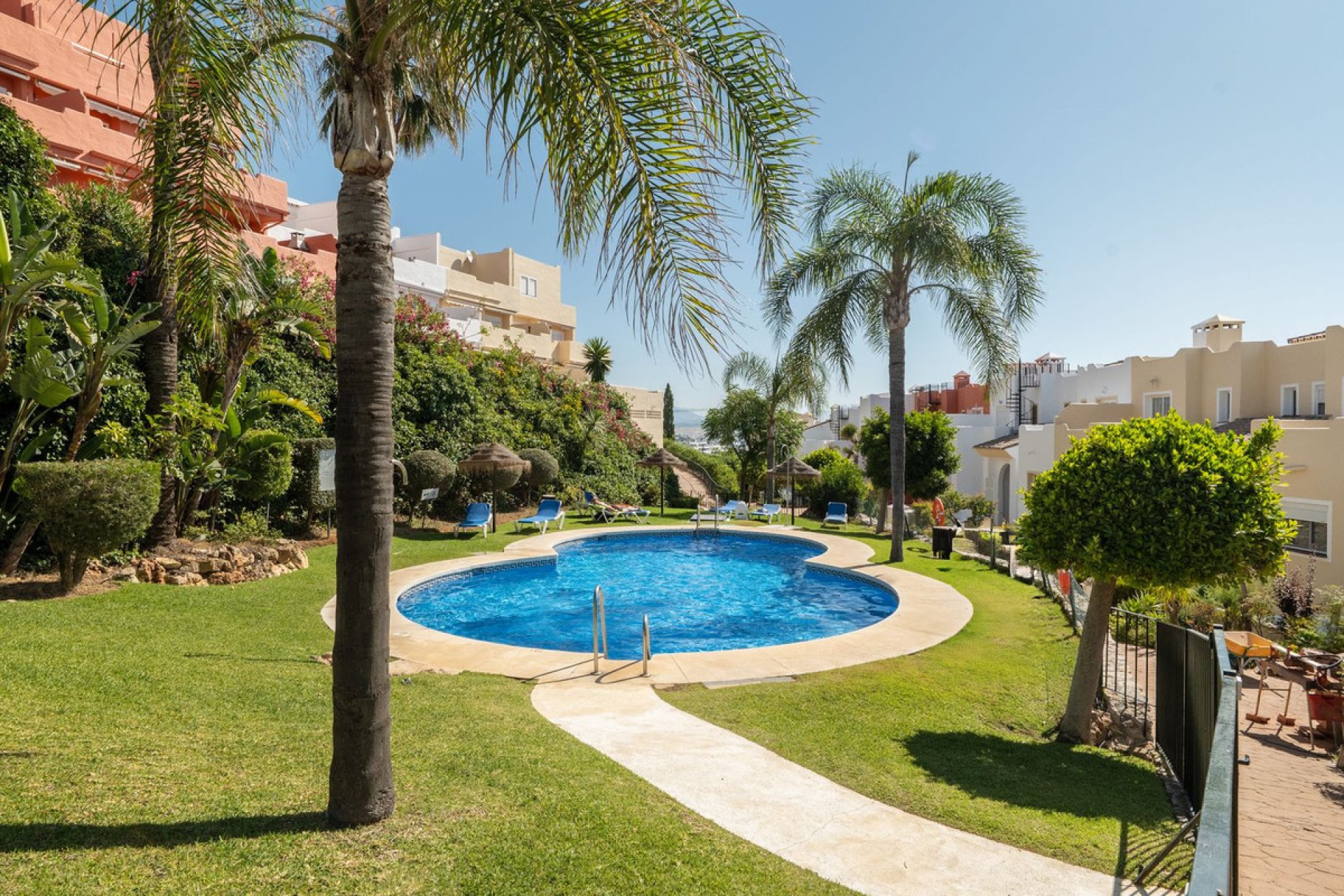 Resale - House - Townhouse - Casares - Casares Centro