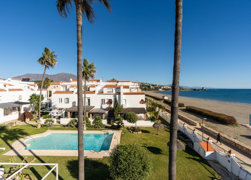 Resale - House - Townhouse - Casares - Casares Centro