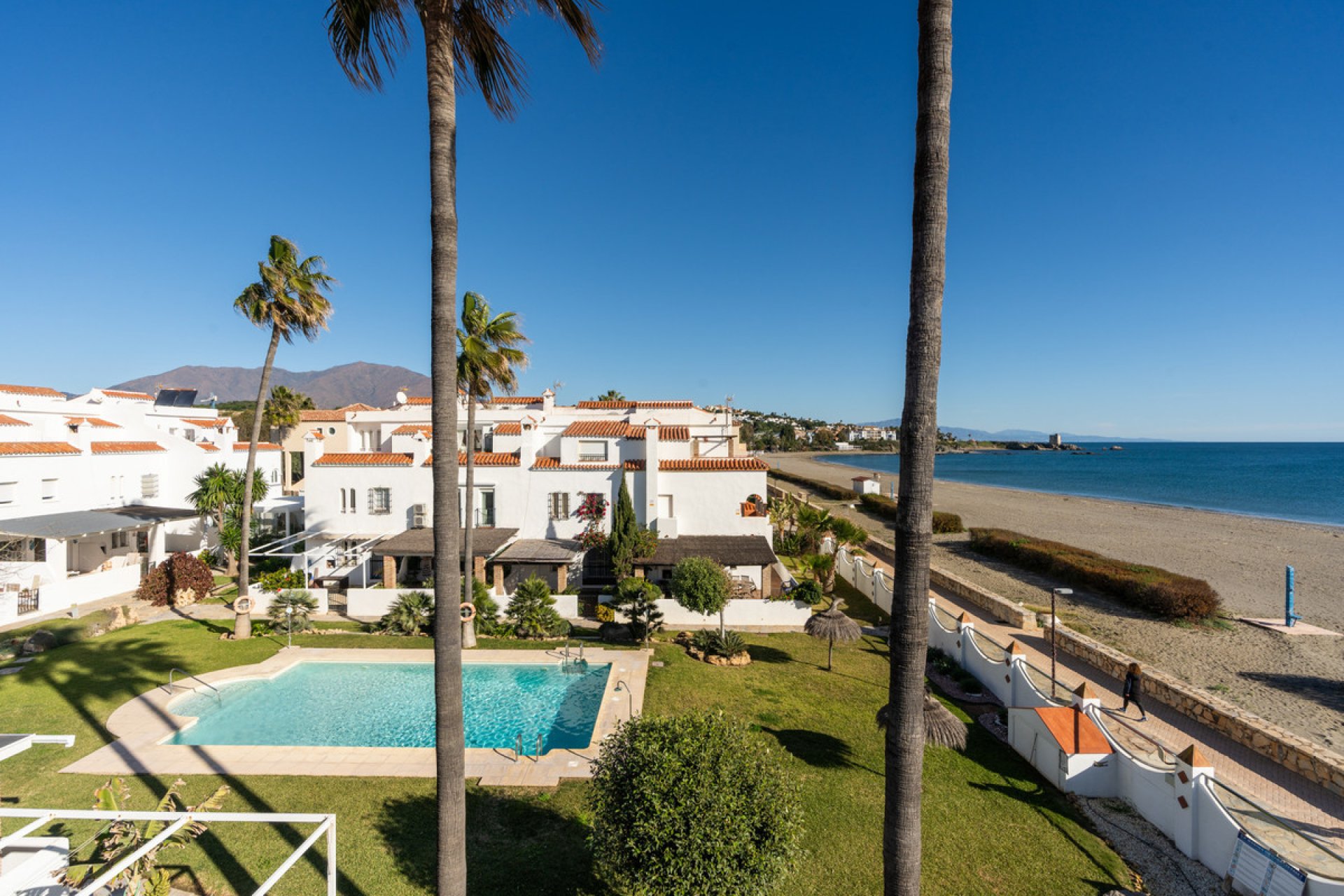 Resale - House - Townhouse - Casares - Casares Centro