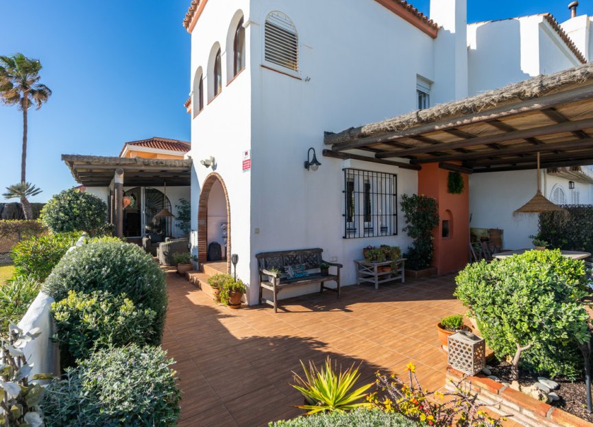 Resale - House - Townhouse - Casares - Casares Centro