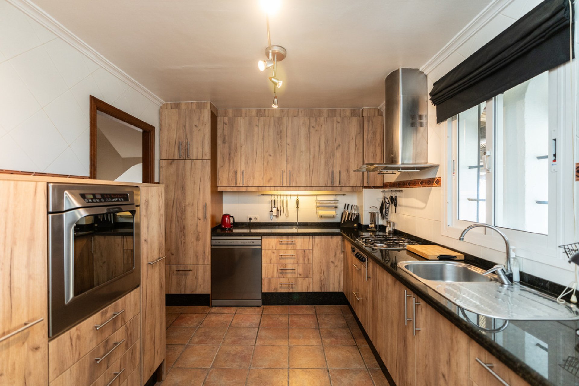 Resale - House - Townhouse - Casares - Casares Centro