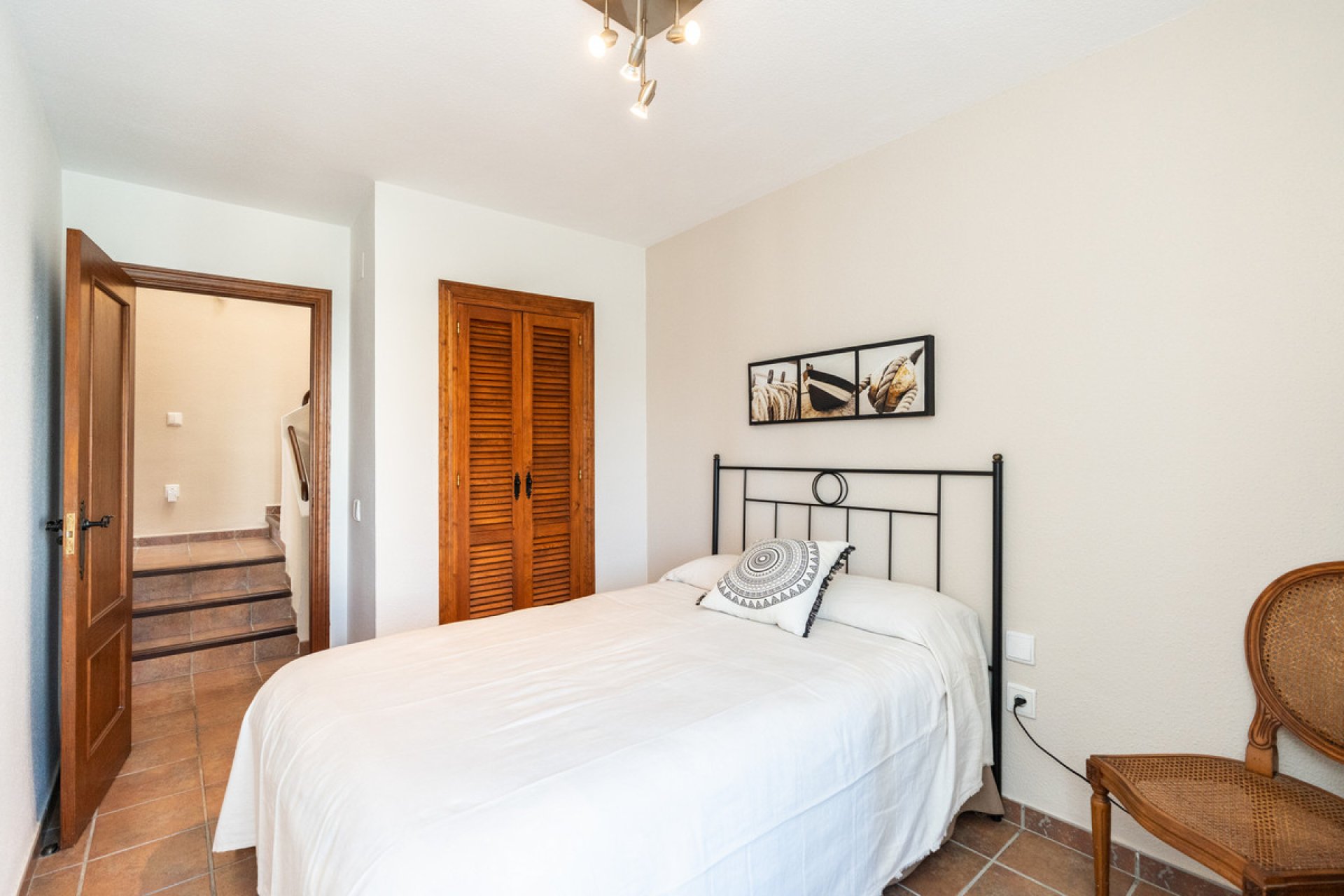 Resale - House - Townhouse - Casares - Casares Centro