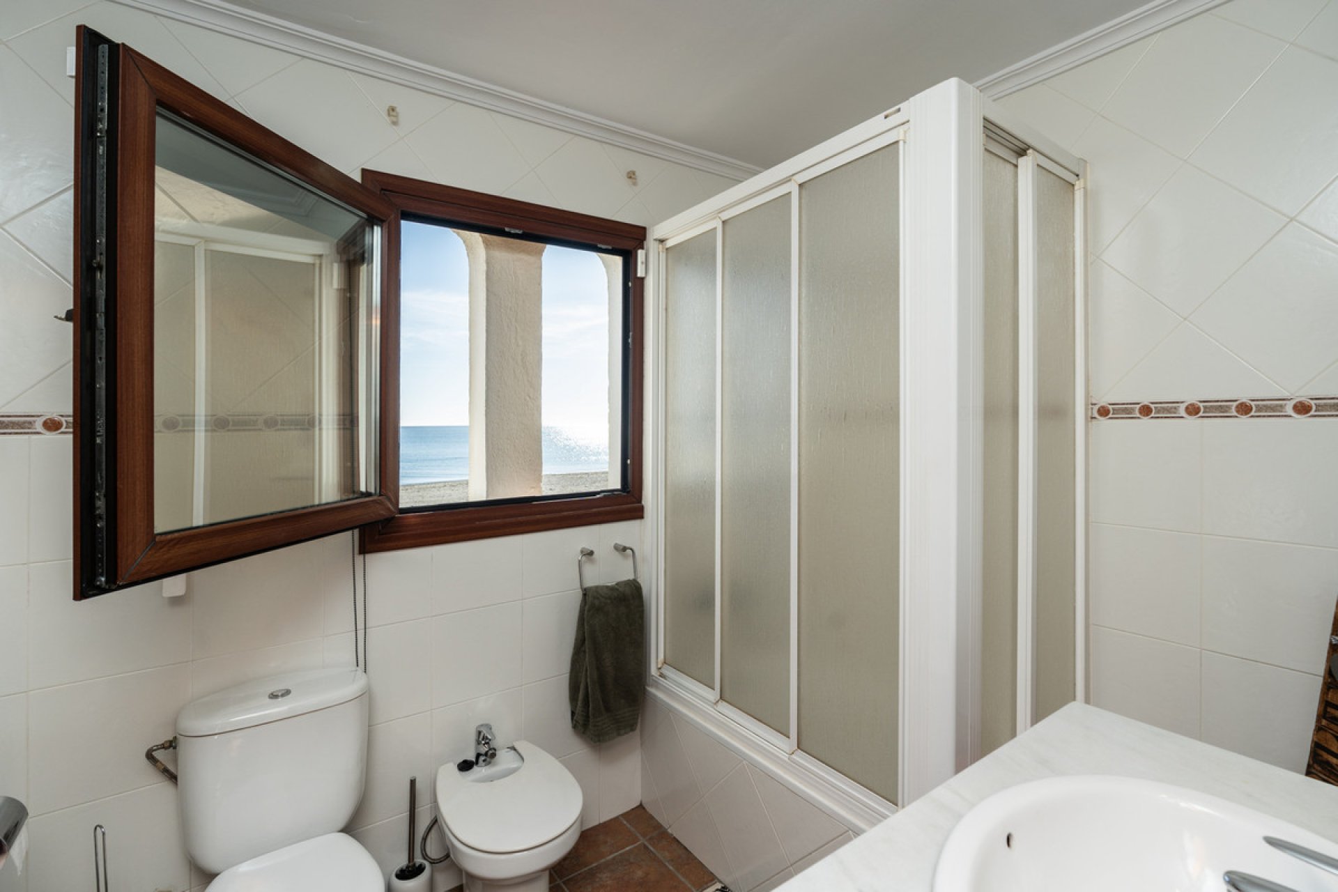 Resale - House - Townhouse - Casares - Casares Centro