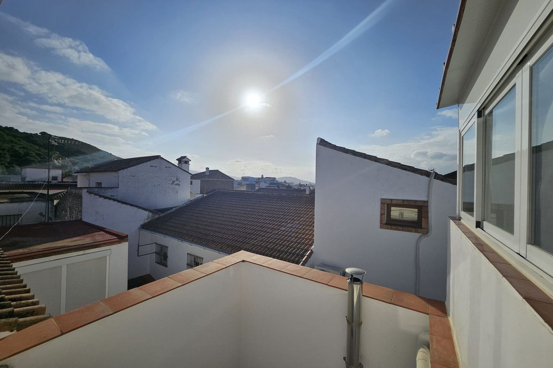 Resale - House - Townhouse - Casares - Casares Centro