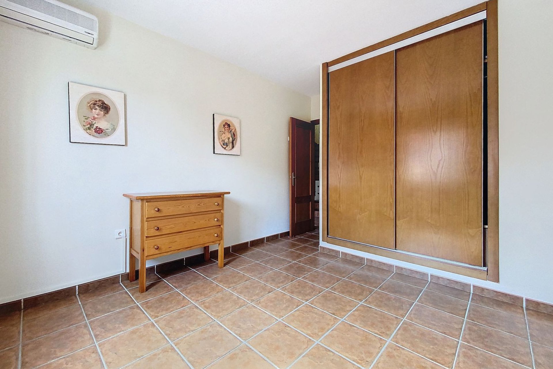 Resale - House - Townhouse - Casares - Casares Playa