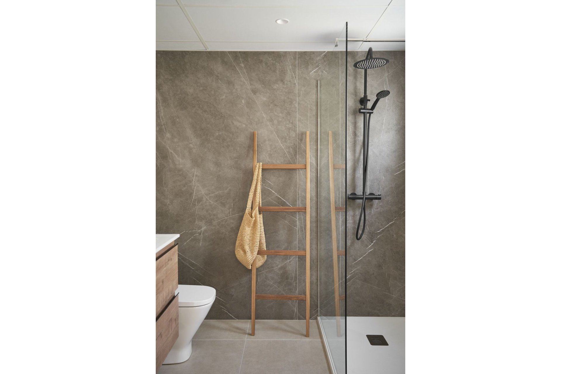 Resale - House - Townhouse - El Paraiso - El Paraíso