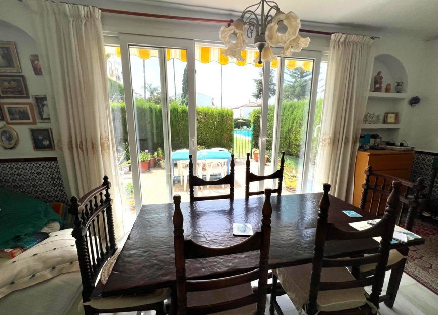 Resale - House - Townhouse - Estepona - Atalaya