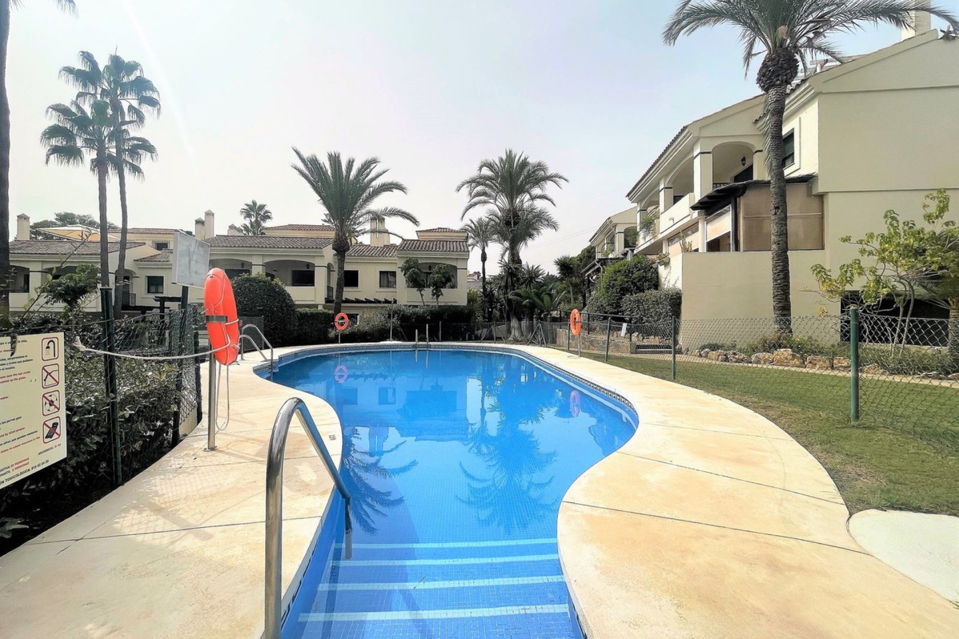 Resale - House - Townhouse - Estepona - Atalaya