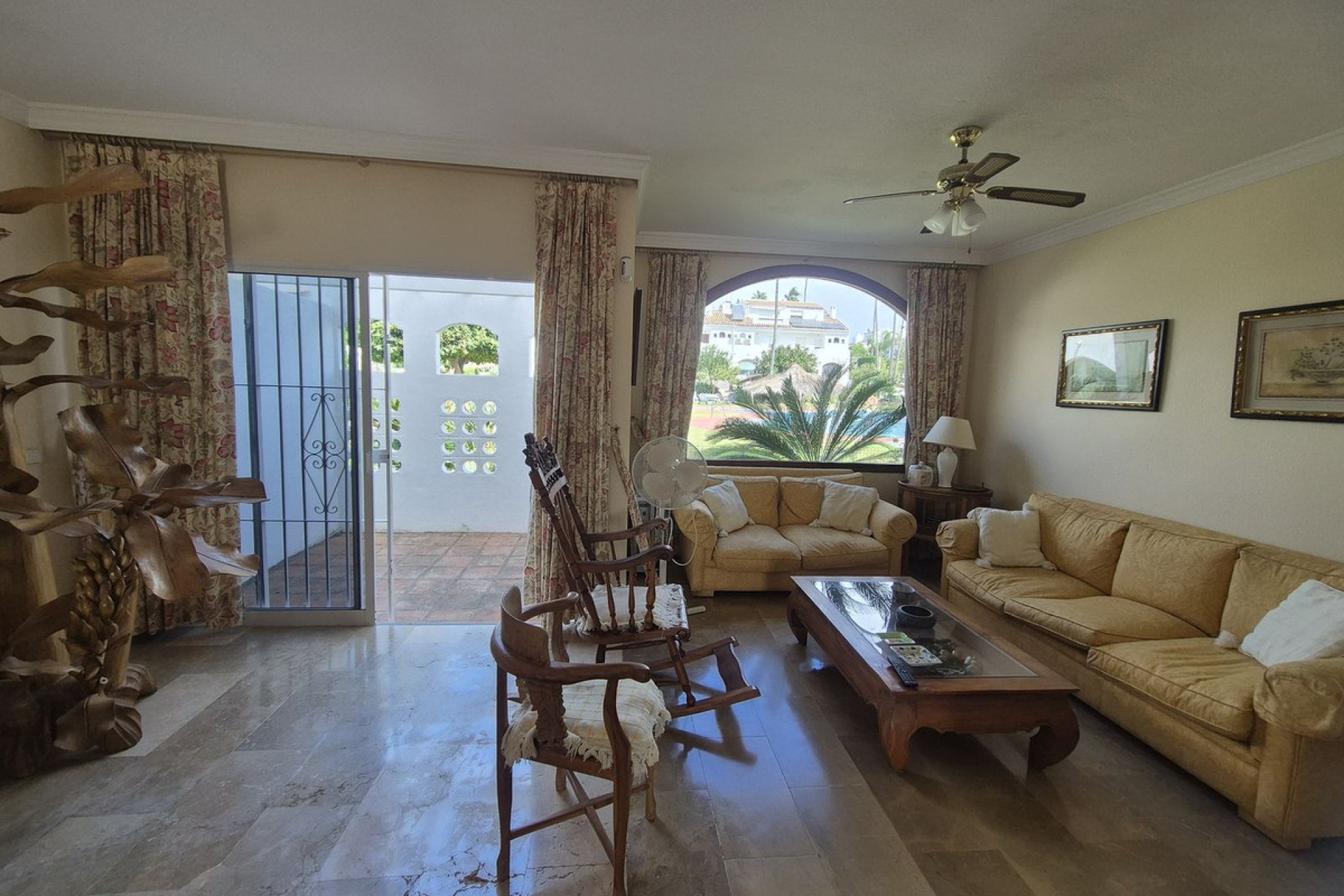 Resale - House - Townhouse - Estepona - Atalaya