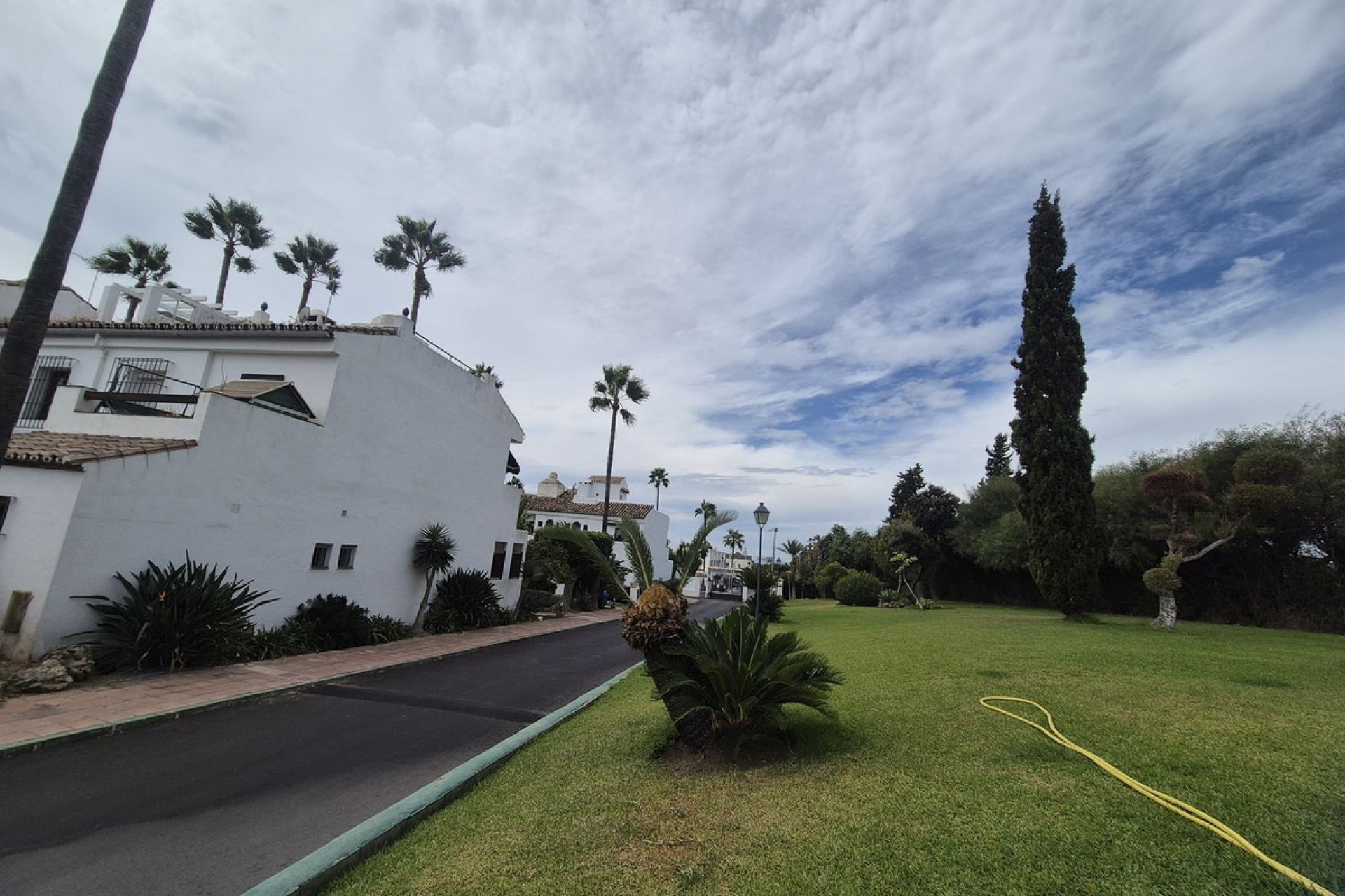 Resale - House - Townhouse - Estepona - Atalaya
