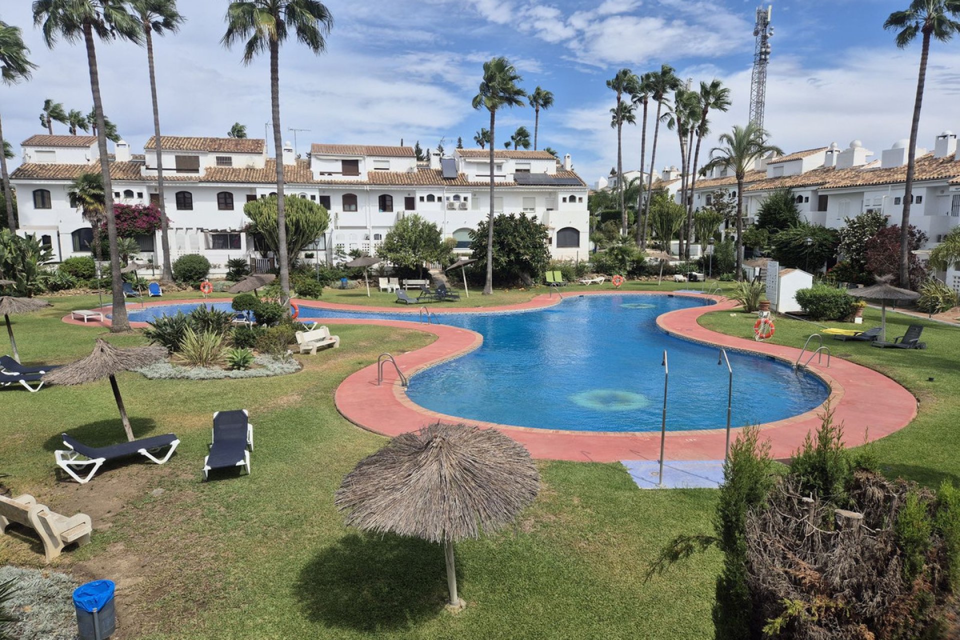 Resale - House - Townhouse - Estepona - Atalaya