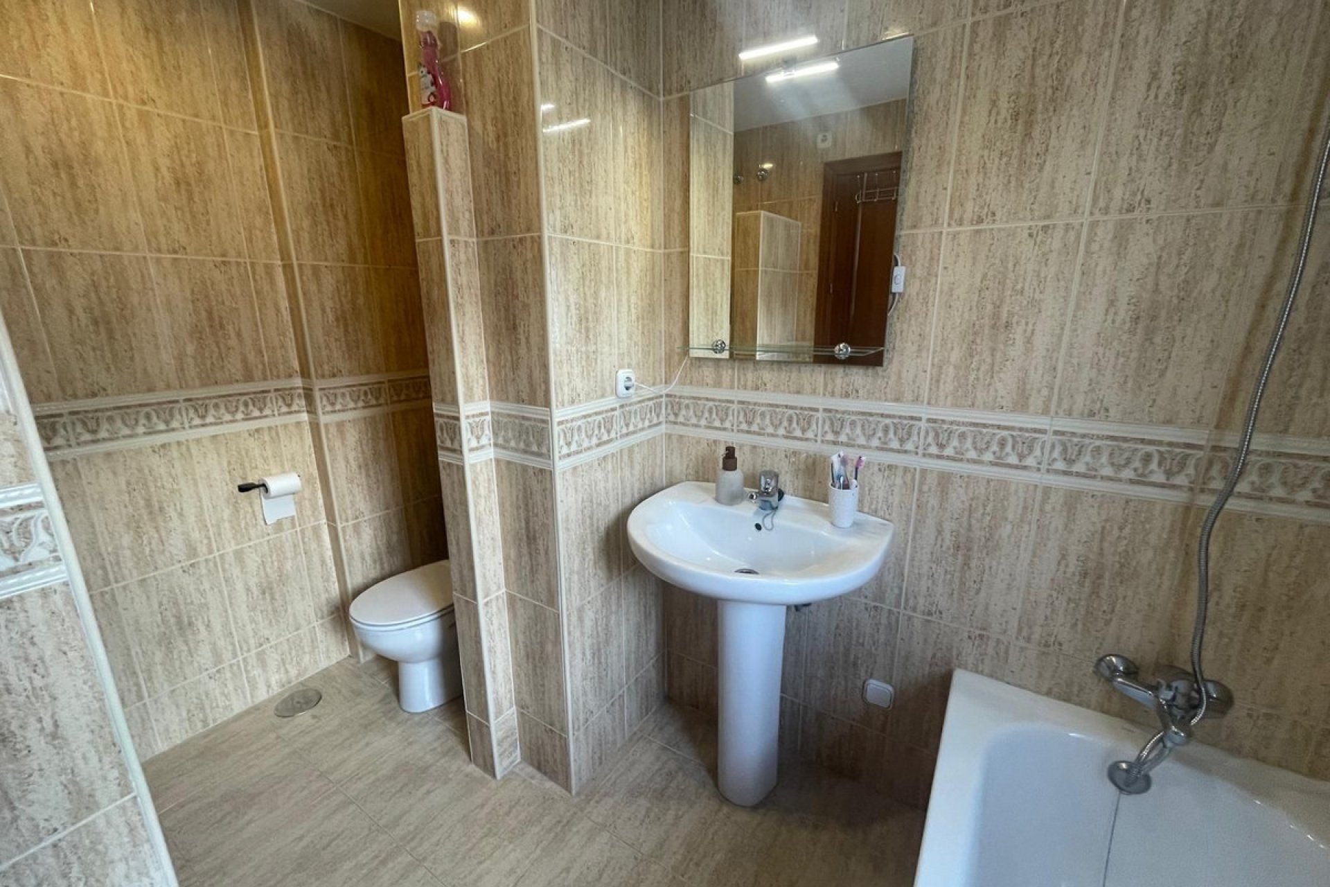 Resale - House - Townhouse - Estepona - Atalaya