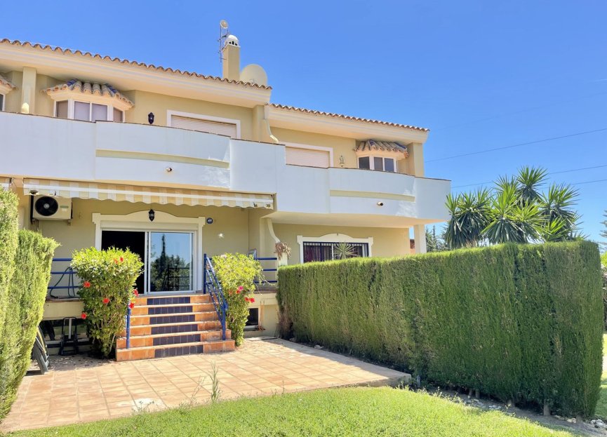 Resale - House - Townhouse - Estepona - Atalaya