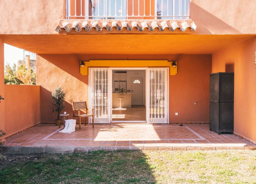 Resale - House - Townhouse - Estepona - Atalaya