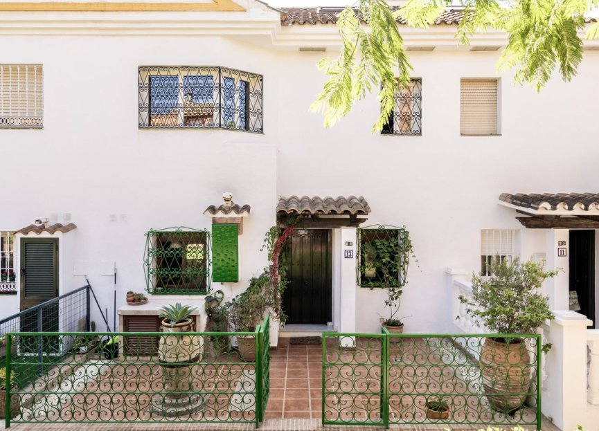 Resale - House - Townhouse - Estepona - Atalaya